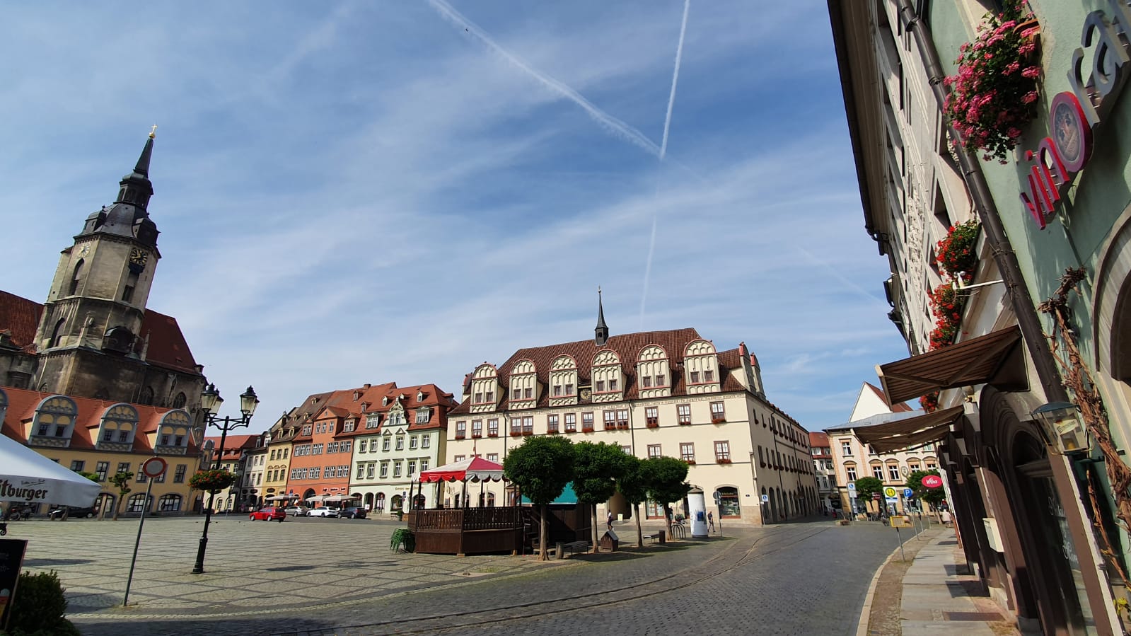 Unbekannte beschädigen Trampolin auf Schulhof in Naumburg