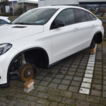 Mercedes in Wernigerode aufgebockt: Alle Räder geklaut