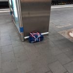 Herrenloses Gepäckstück auf dem Hauptbahnhof in Magdeburg - Einsatz für Sprengstoffspürhund Yukon